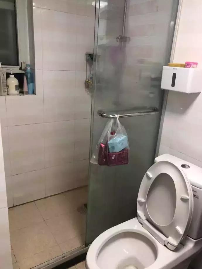 上海夫妇卫生间死亡事件,上海年轻夫妻厕所死亡