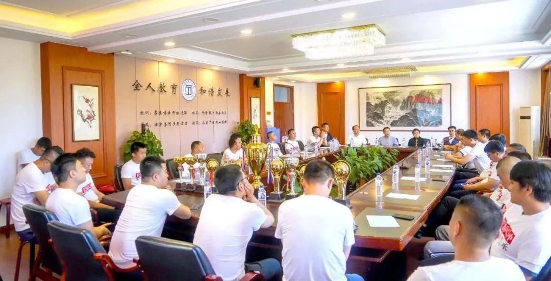 长春八中历史,老八中足球场