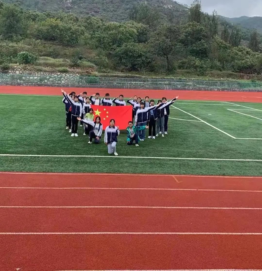 办人民满意的教育学校幼儿园,改善乡村学校环境