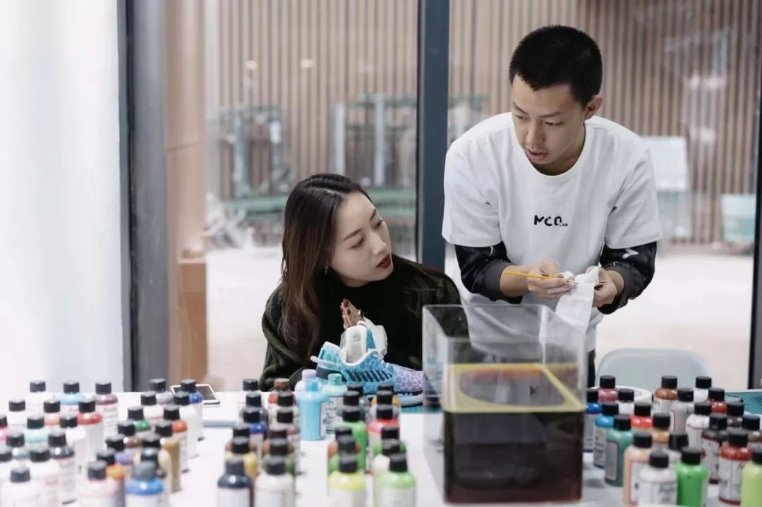 大华1935livehouse演出怎么进,大华1935livehouse演出双十一