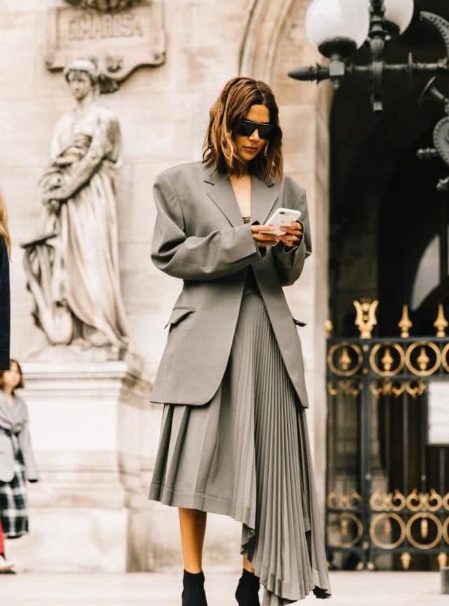 你想不想把变美的开关装在脚底？走一步就美一分