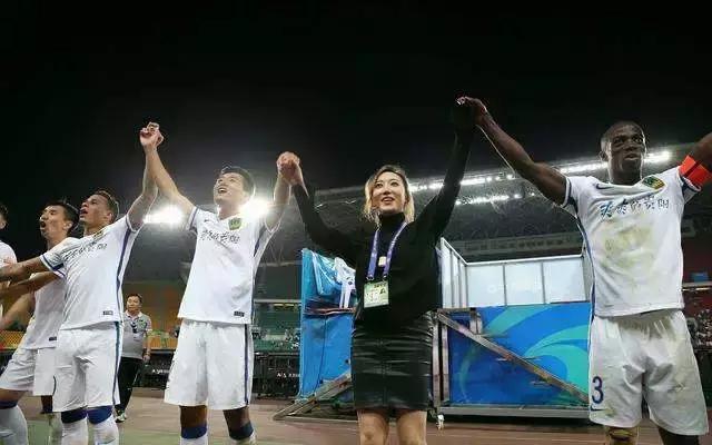 足球老板文筱婷简历,中超颁奖典礼2017文筱婷