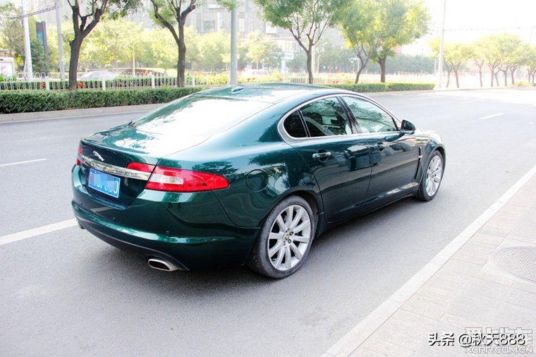 捷豹xf3.080周年典藏版蓝色,16款捷豹xf3.0t风华版测评