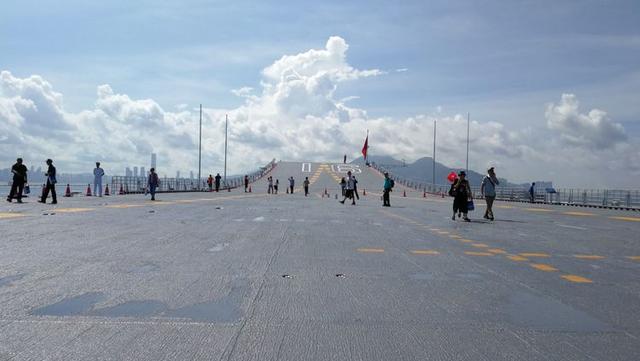 参观辽宁号航母,参观辽宁舰第一视角