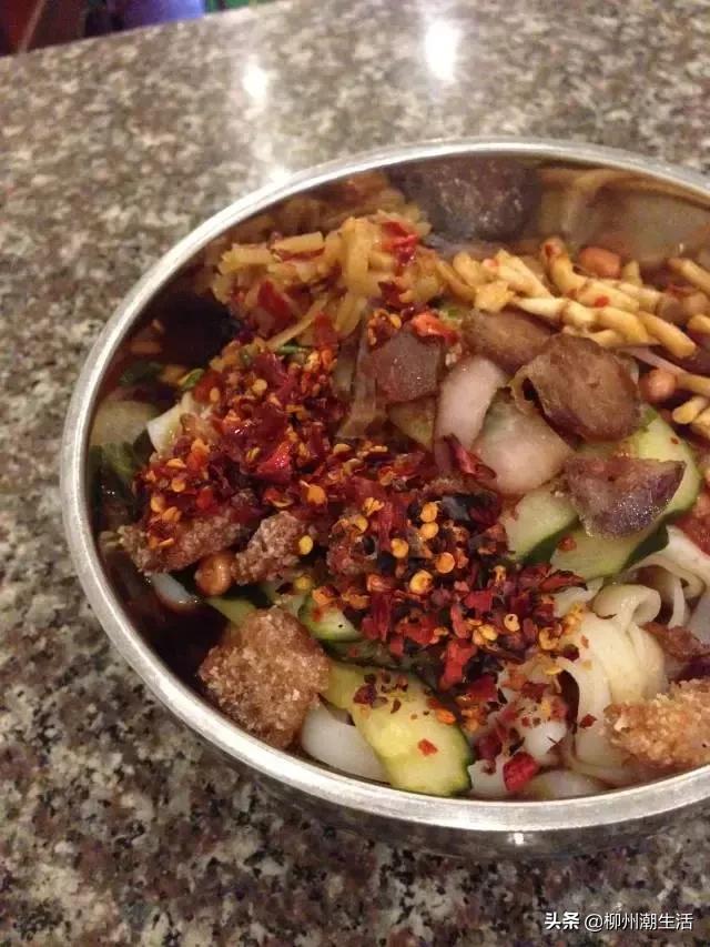 柳州凉拌粉卤水家庭版,柳州柳江凉拌粉哪家最好吃