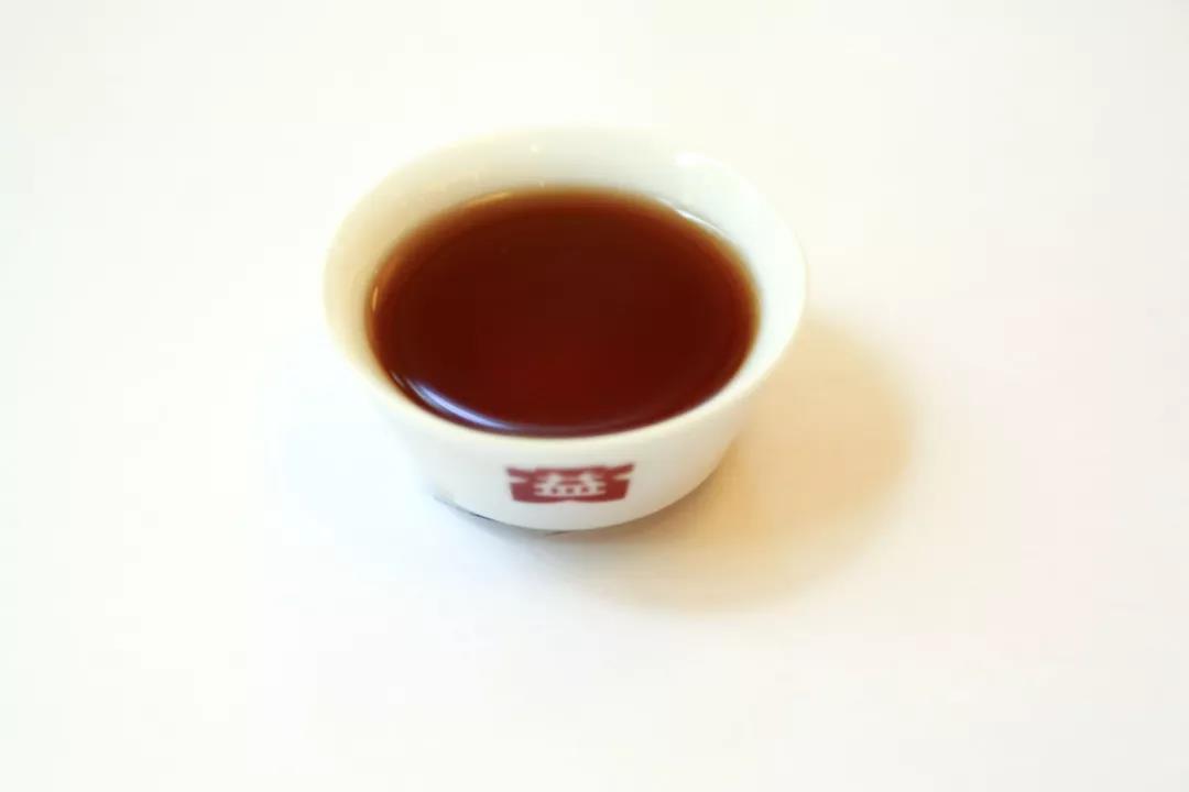 大益普洱茶8592熟茶饼,大益普洱茶7572和8592