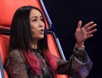 痴情那英：情断足球运动员，闪婚酒吧老板，这10年里教会了她自爱