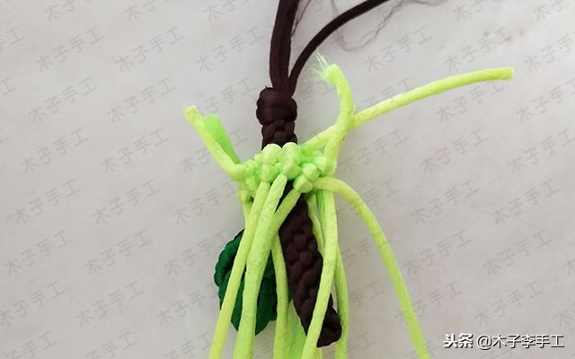 立体苹果的编织方法,小苹果的手工编法教程