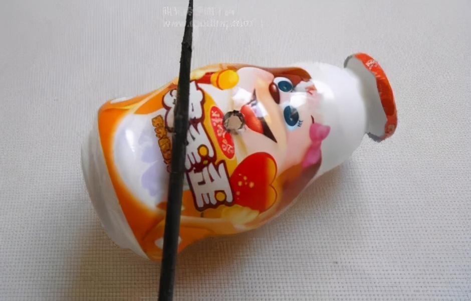 手工会飞的飞机制作幼儿园,会动的飞机制作手工幼儿园