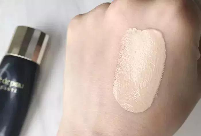 董璇的粉底液,董璇代言的粉底液牌子怎么样