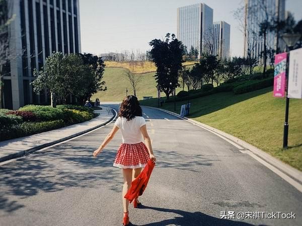 零成本开个淘宝店有生意吗,开淘宝店怎样入行做生意