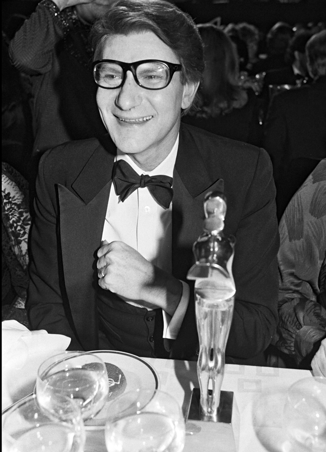 ysl是一个怎样的品牌,ysl到底叫杨树林还是圣罗兰