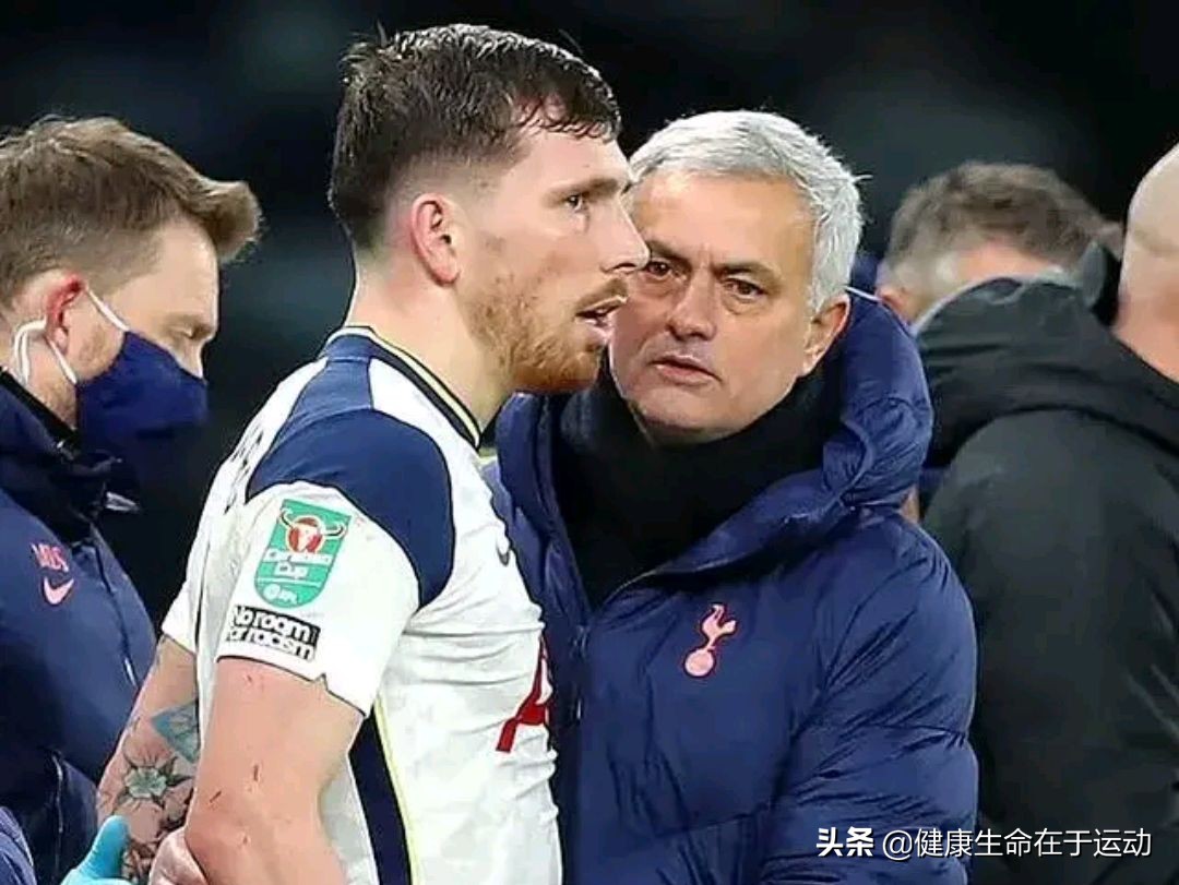 足坛历史三大名帅,穆里尼奥为什么被曼联解雇