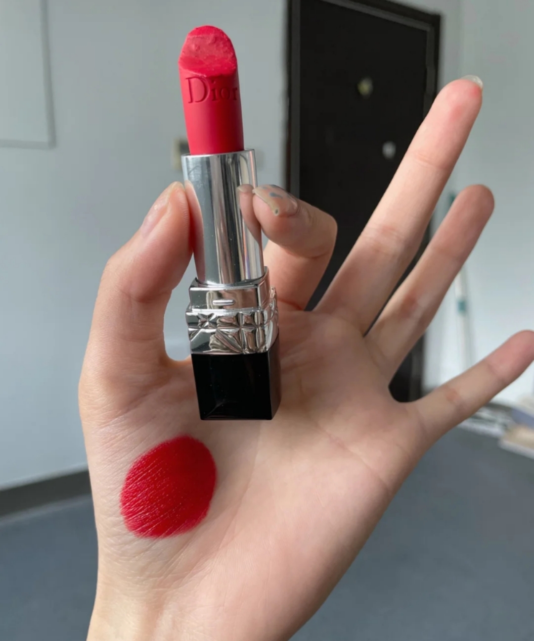 踩雷的口红显老又显黑，真想垃圾桶见！而一些口红却真的好惊艳！