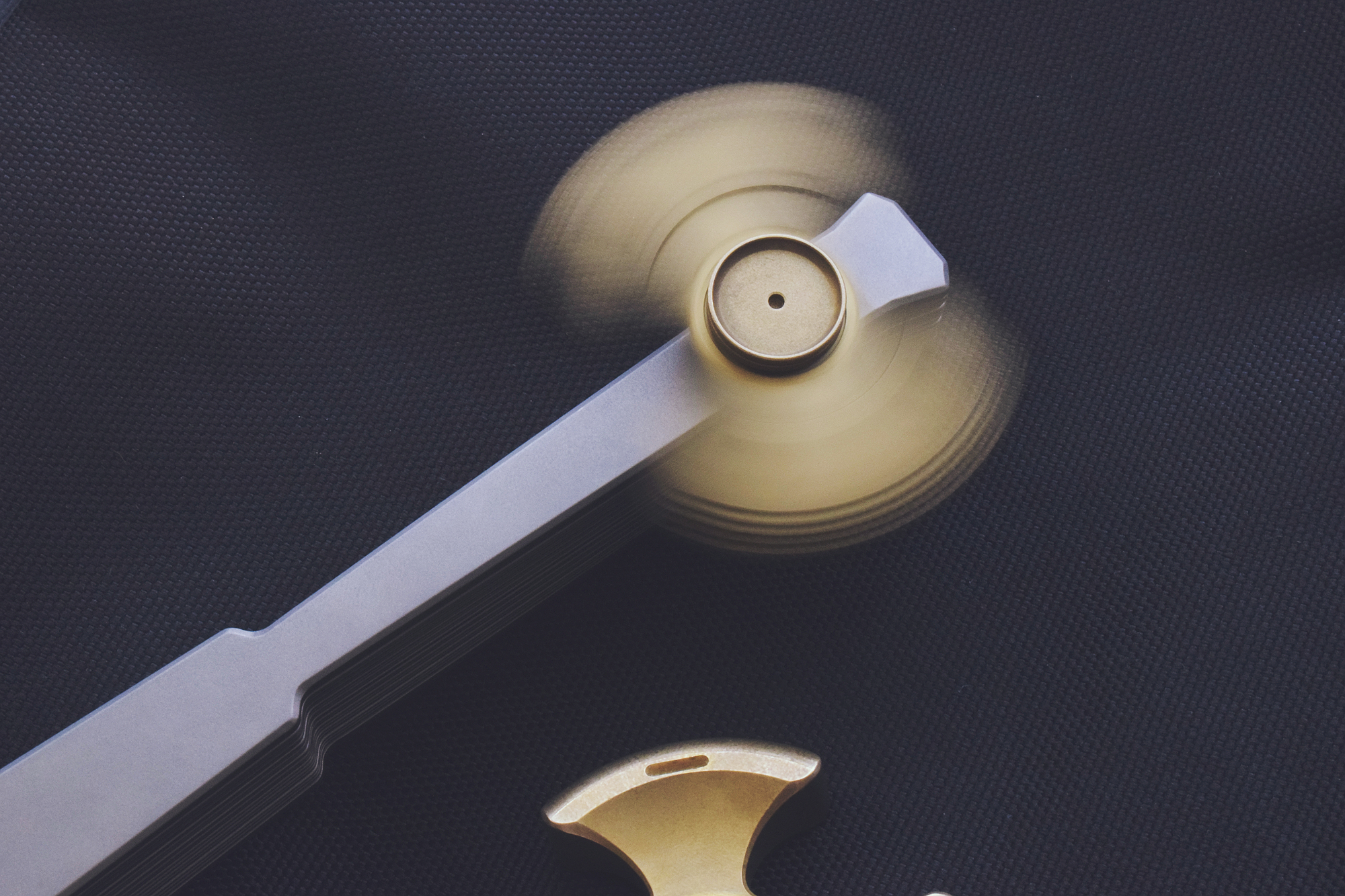 指尖陀螺最好玩最帅的一款,fegve指尖陀螺评测