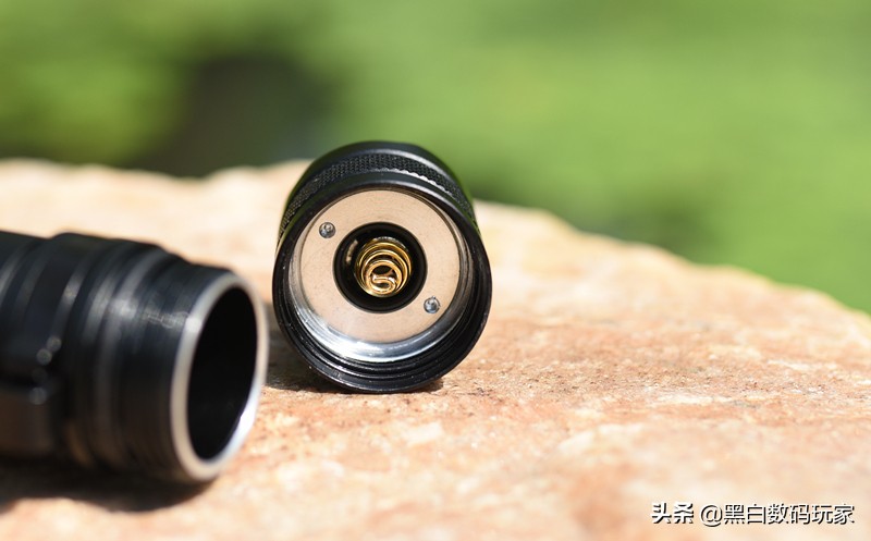 手中的EDC不能少了WUBEN务本E10