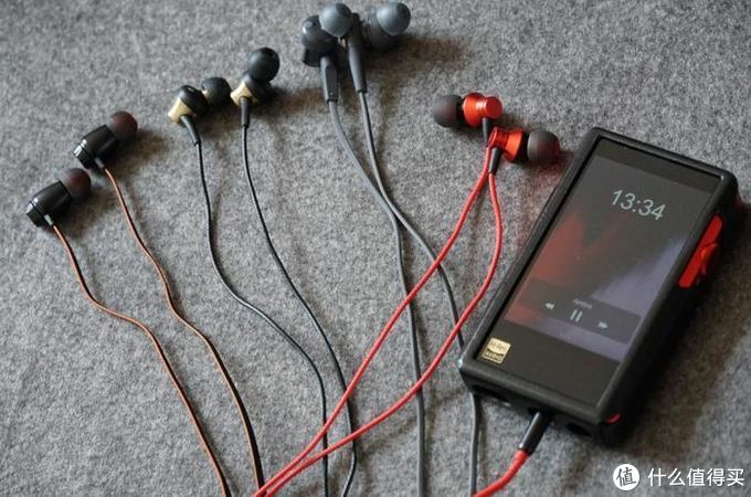 jbl对比索尼,jbl跟索尼同价位怎么选