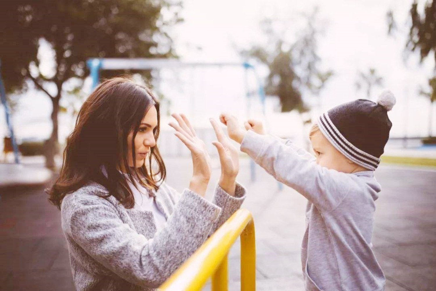 4个月宝宝多重正常,4个月大的婴儿有多重是正常