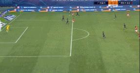 c罗任意球破门塔利斯卡点球绝杀,c罗30米重炮破门是哪一场