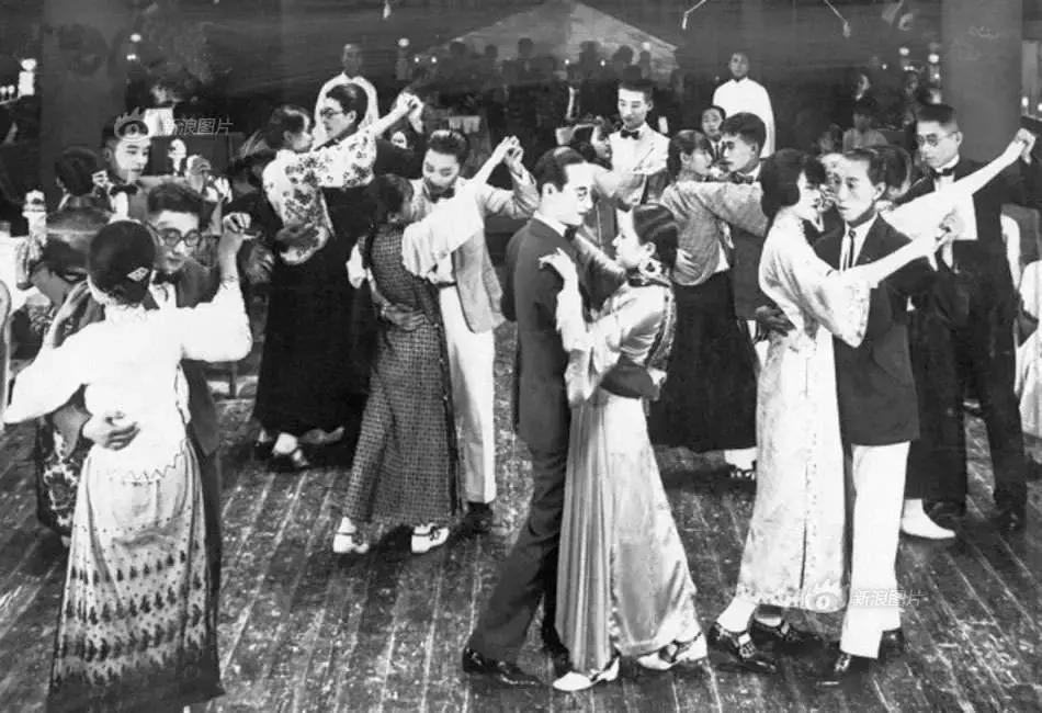 打开武侯人的“娱乐”记忆，竟然是时尚复古风的前辈