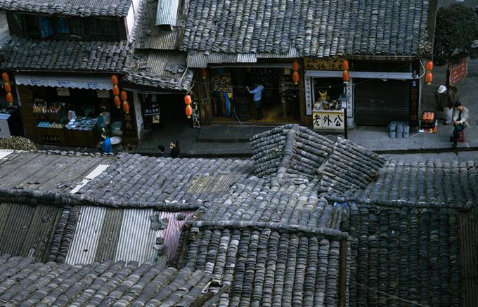 在工业气息下寻找小文艺，带你重新认识雾都重庆