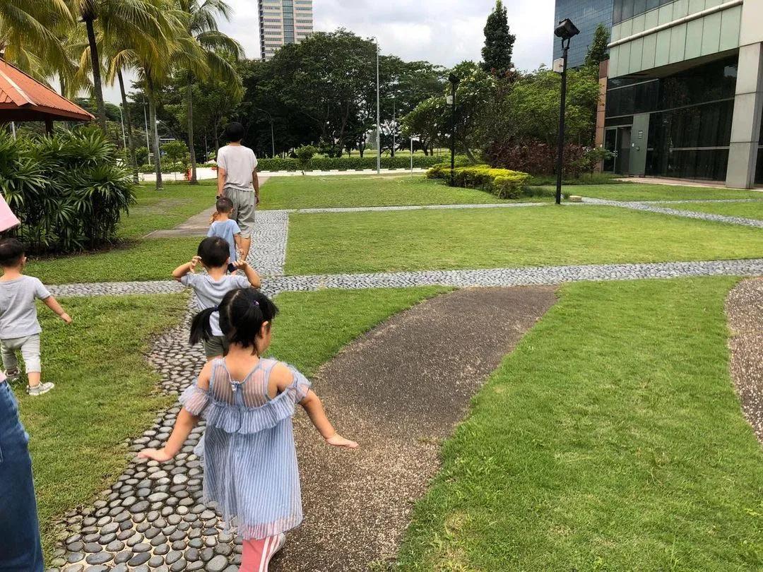 自闭症被幼儿园劝退,幼儿园有权利劝退自闭症儿童吗