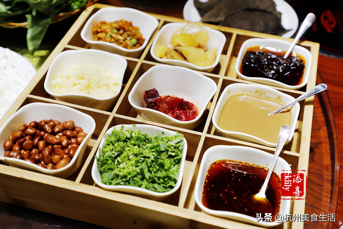 镇江美食三怪,镇江美食推荐锅盖面