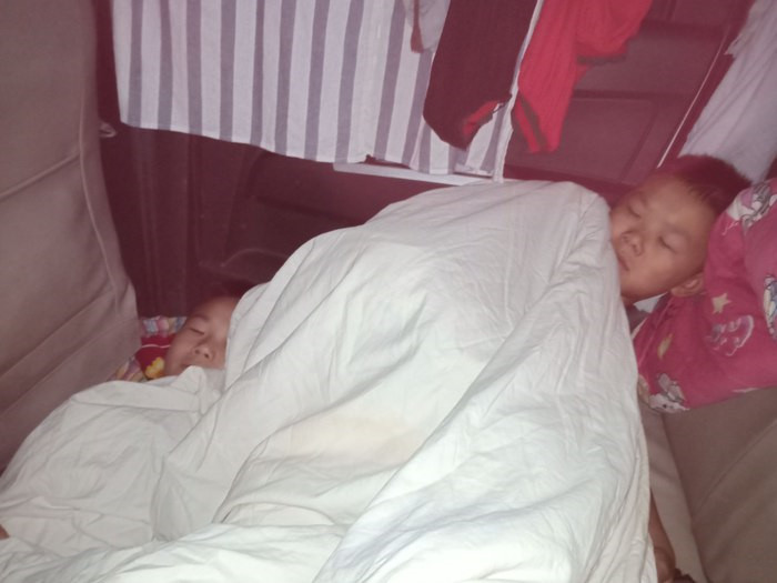 一路到新疆穷游,床车自驾穷游视频15分钟