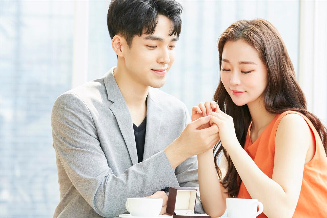 遇到一个深爱你的人要好好珍惜,一个人放下感情执念的最好方式