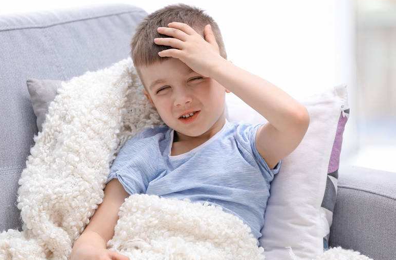 儿童偏头痛呕吐是什么原因,儿童头痛呕吐怎么办快速缓解头痛