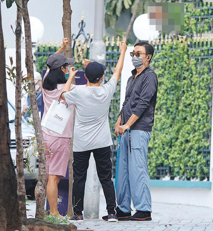 男友离世后米雪一直单身到现在,米雪至今仍渴望爱情