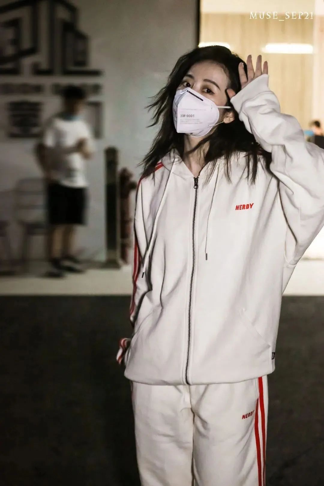 被明星带火的同款国货,被明星同款刷屏的女孩