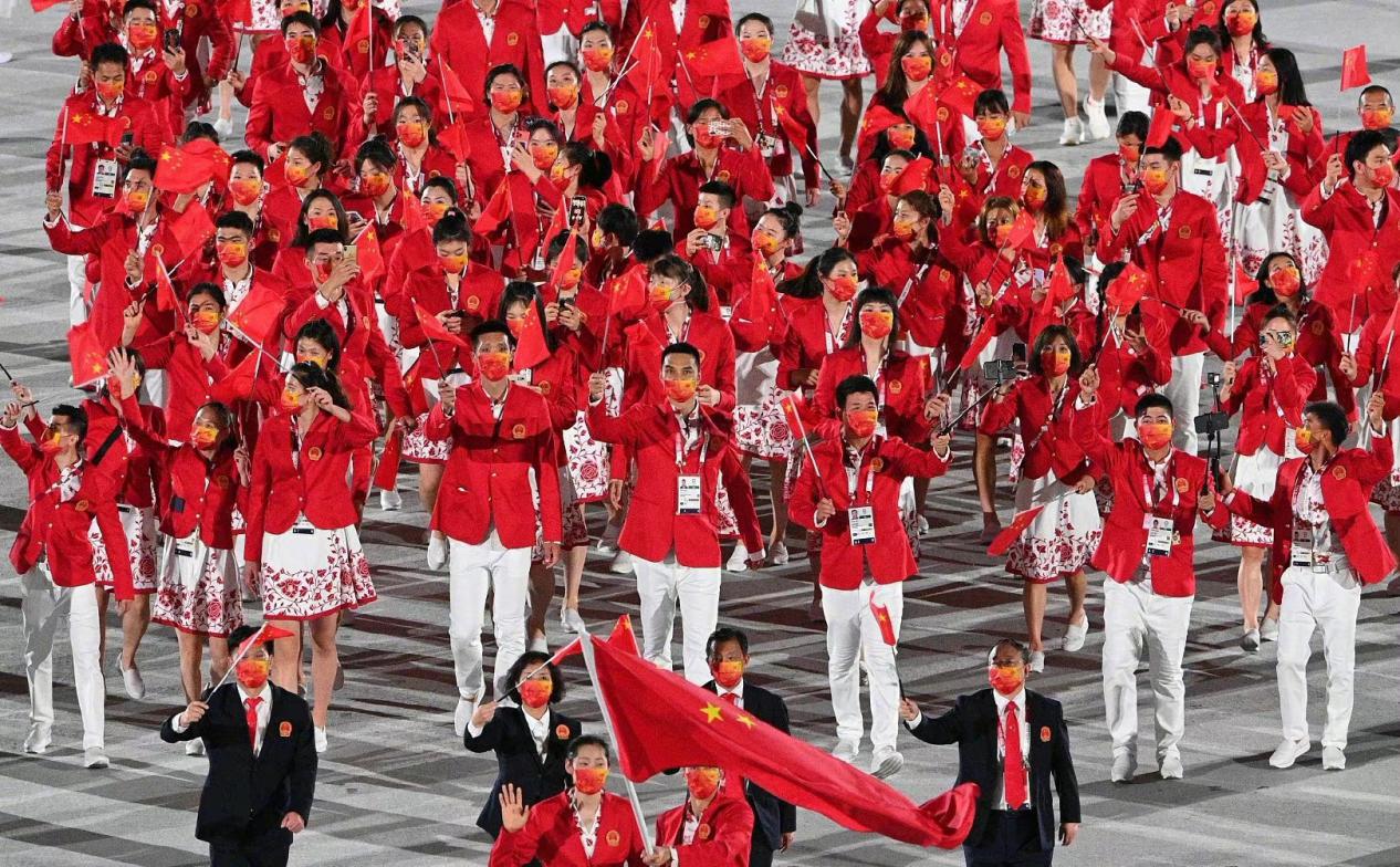 各国服装风格对比,各国服装色彩的差异