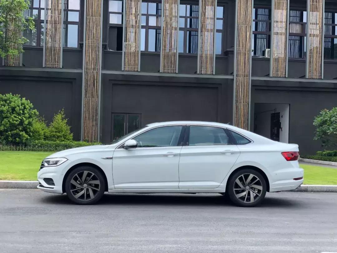 全新一代速腾280tsi自动豪华版,全新一代速腾280tsi自动超越版