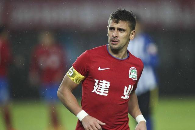 没了许家印,谁来归化特谢拉、伊沃和埃弗拉等人?