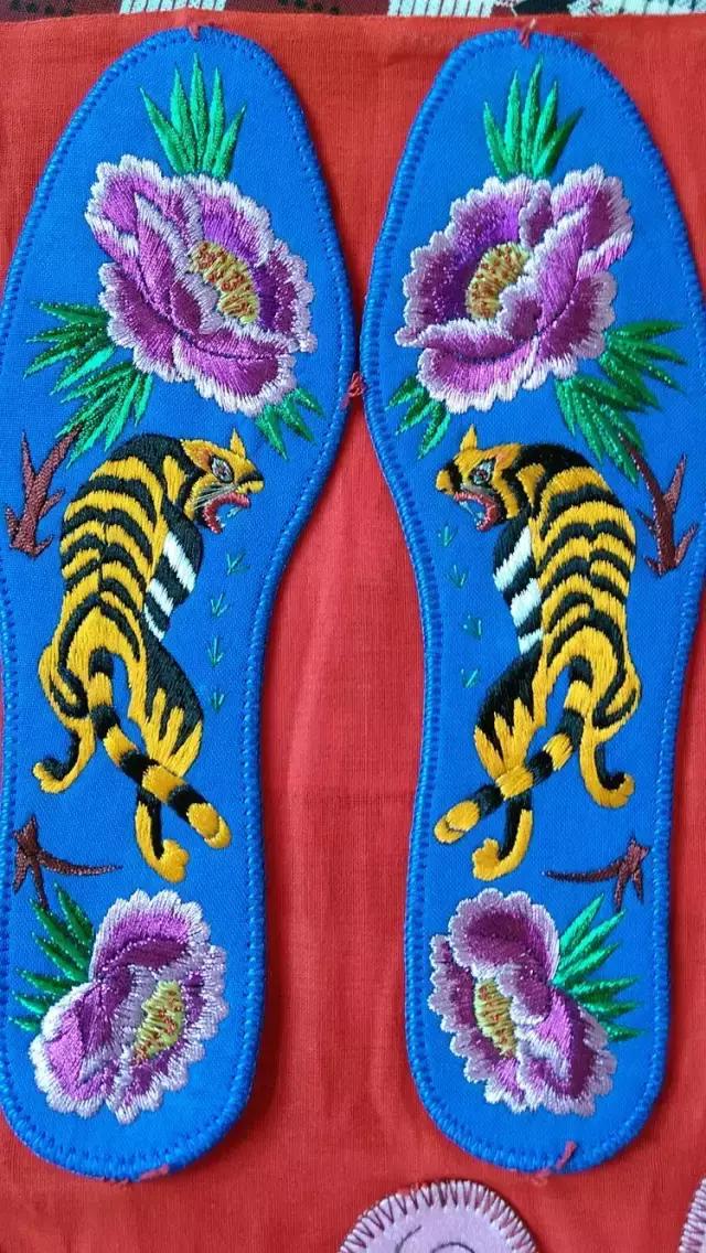 好看的刺绣鞋垫图案大全,刺绣鞋垫100种图片