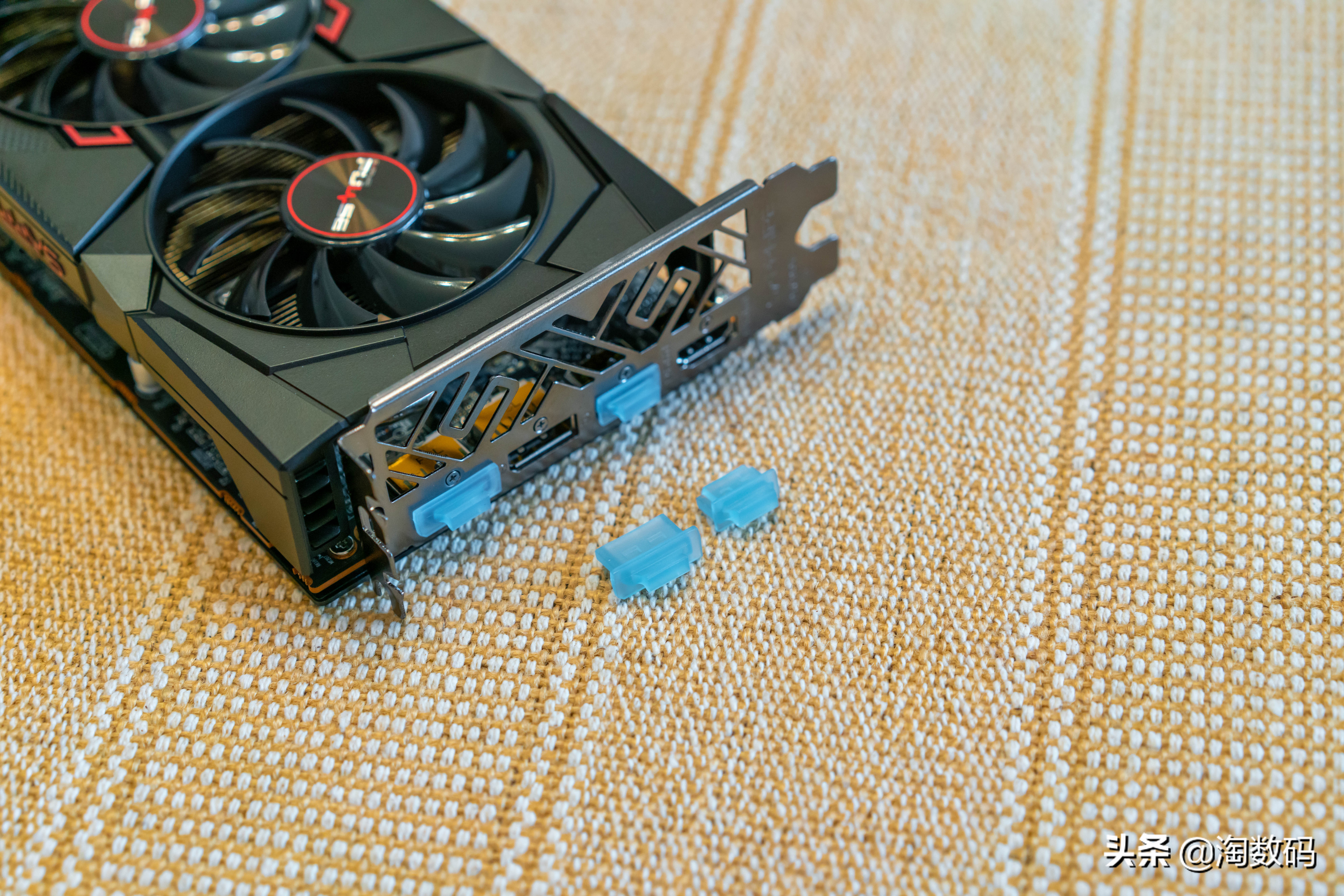 蓝宝石rx5600xt白金pro显存导热垫,蓝宝石rx5600xt显卡值得购买吗
