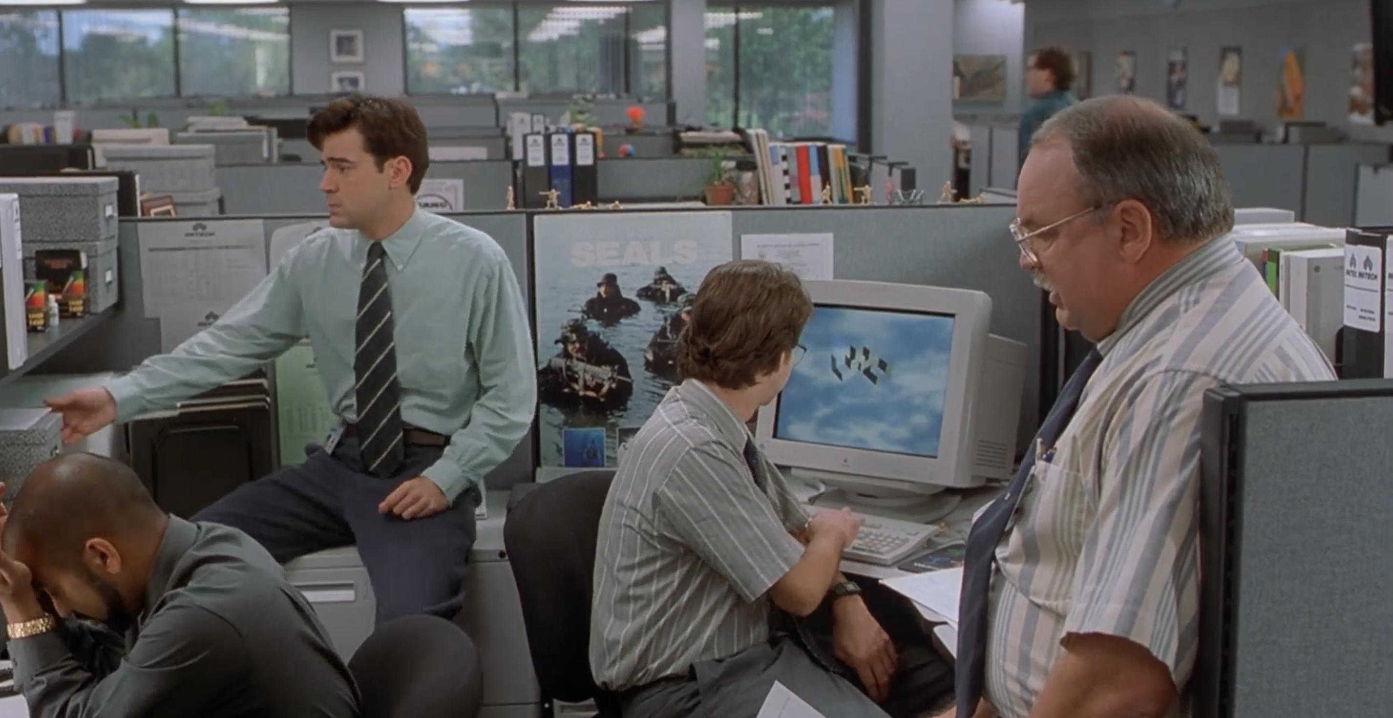 评《上班一条虫》:20年前对职场的讽刺艺术,如今依旧深感共鸣