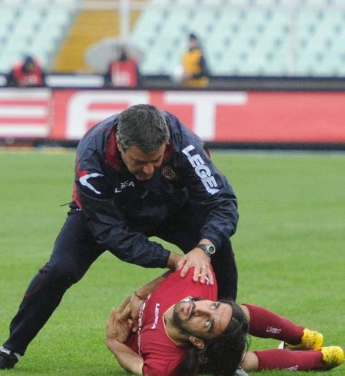 哀悼！意大利足坛多家俱乐部官宣噩耗，世界足坛又一球星不幸去世