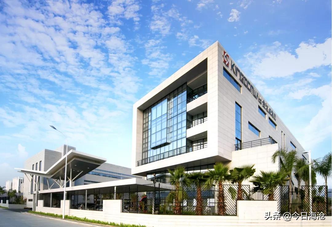 厦门二个双子塔区别,厦门排名第一的是谁