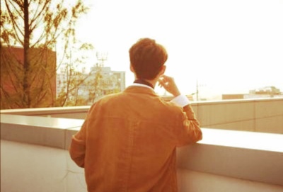 听说你喜欢嗑瓜子儿,那我就去做一株向日葵。