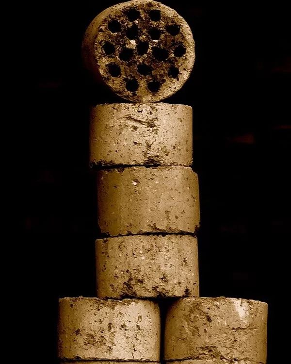 *播禁**26年，演员被捕，这部国产*片禁**终于被找到