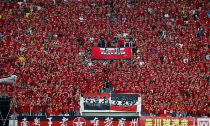 足球为什么比篮球更有魅力,为什么篮球和足球影响力大