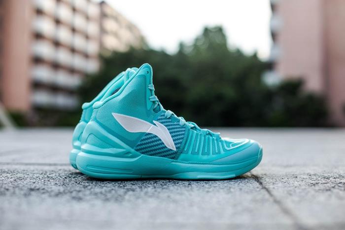 z哥球鞋在哪买,z哥球鞋361度