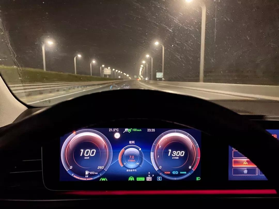 奔驰gle轿跑深度试驾评测,奔驰gle350和450哪个销量好