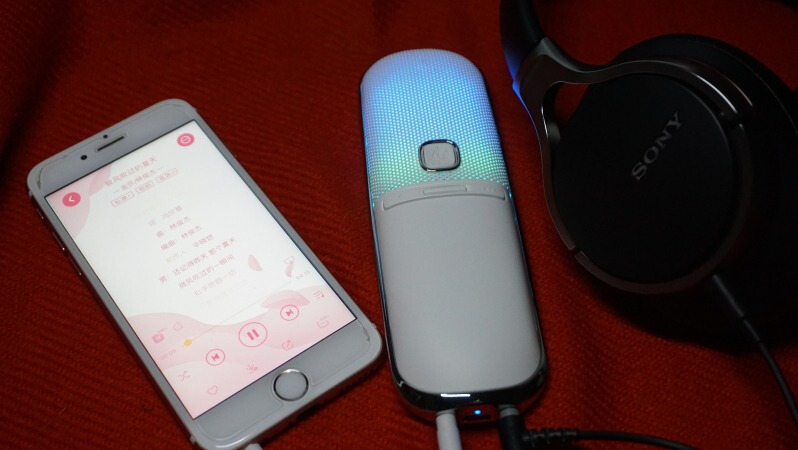 在车上唱K？别以为是开玩笑，这款LED声动麦克风能帮你实现