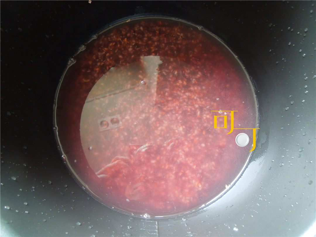 夏天最火的奶茶制作,夏天很热做一杯冰的奶茶怎么做