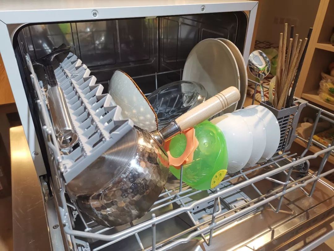西门子洗碗机型号测评,西门子晶蕾洗碗机优缺点