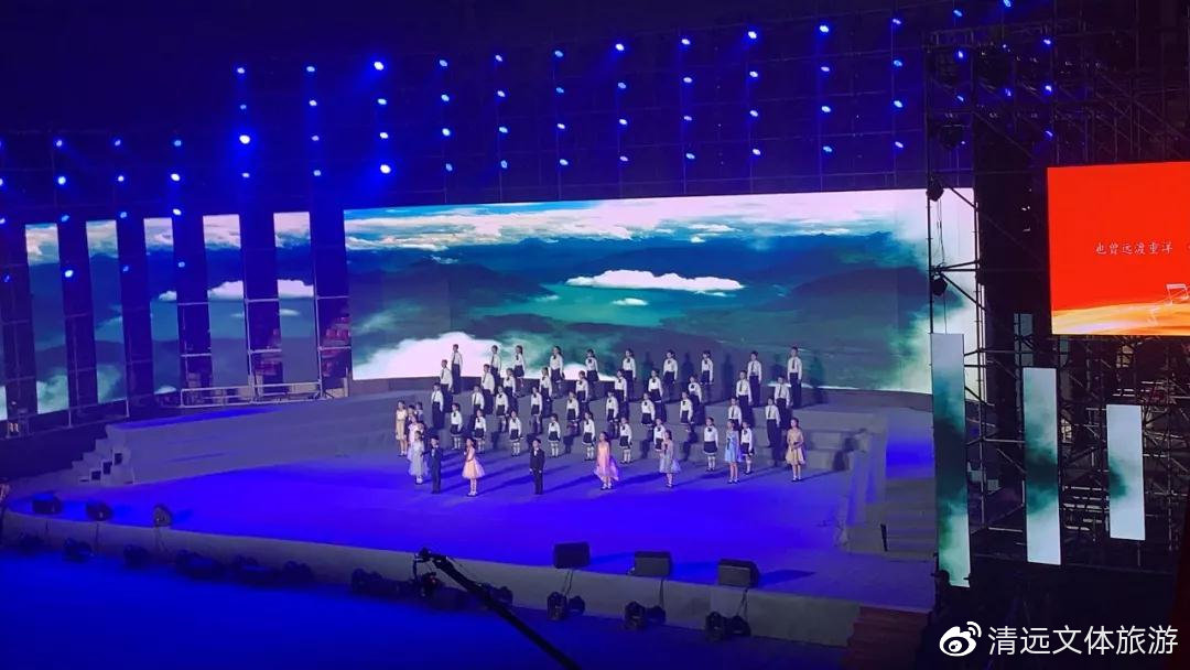 高燃万人合唱我和我的祖国,一首催泪的歌我和我的祖国