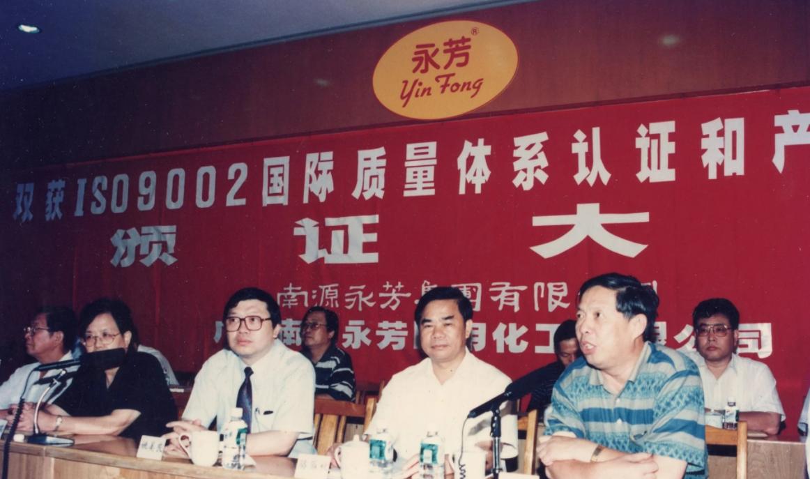 黄皮涂什么颜色素颜霜,偏黄皮肤素颜霜怎样涂不假白